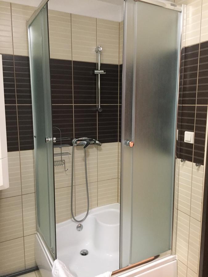Vml Premium Apartman Mosonmagyaróvár Exterior foto