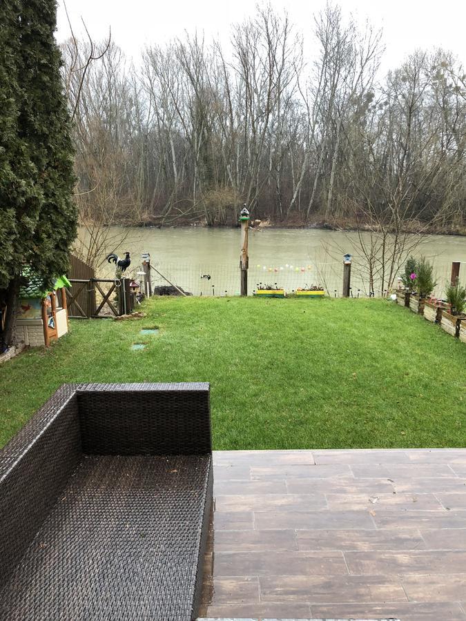 Vml Premium Apartman Mosonmagyaróvár Exterior foto