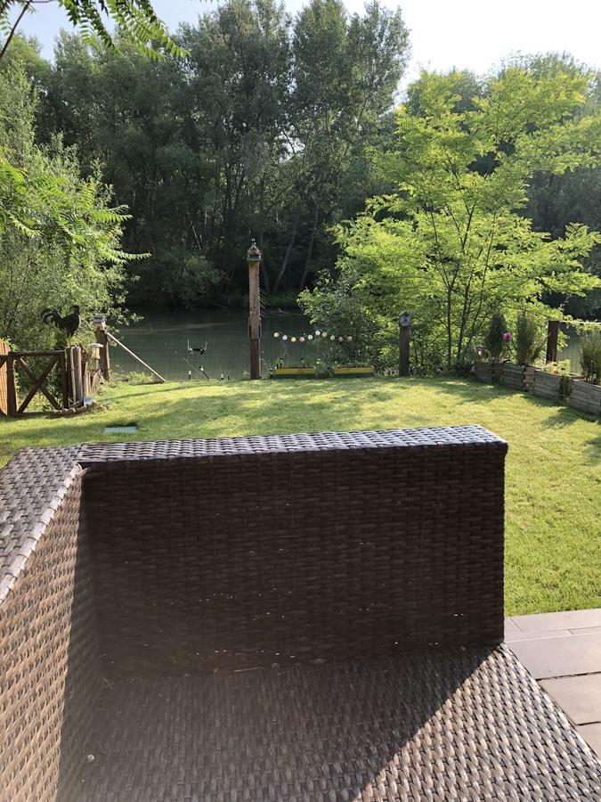 Vml Premium Apartman Mosonmagyaróvár Exterior foto