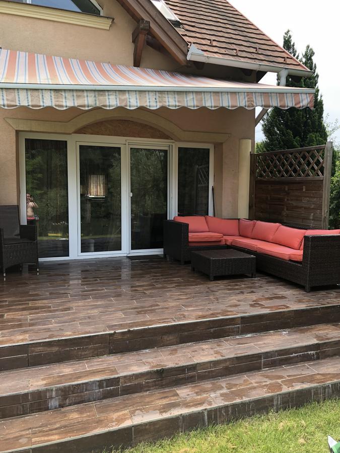 Vml Premium Apartman Mosonmagyaróvár Exterior foto